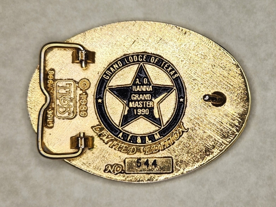 [Buckle Pic Missing] (Click here)